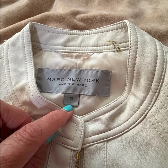 Andrew Marc New York Women's Cream Vegan Leather Jacket with Gold Zippers XL - Picture 4 of 8